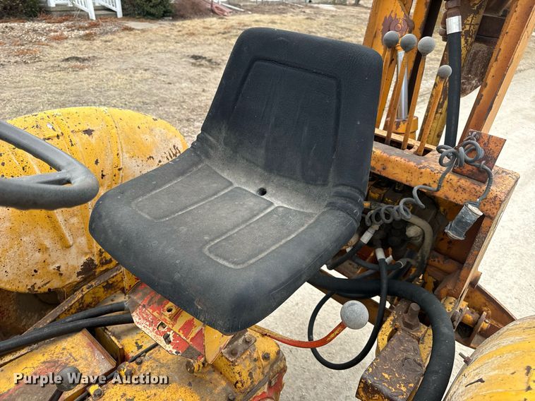 image for item EN5134 1969 Case 580CK industrial tractor