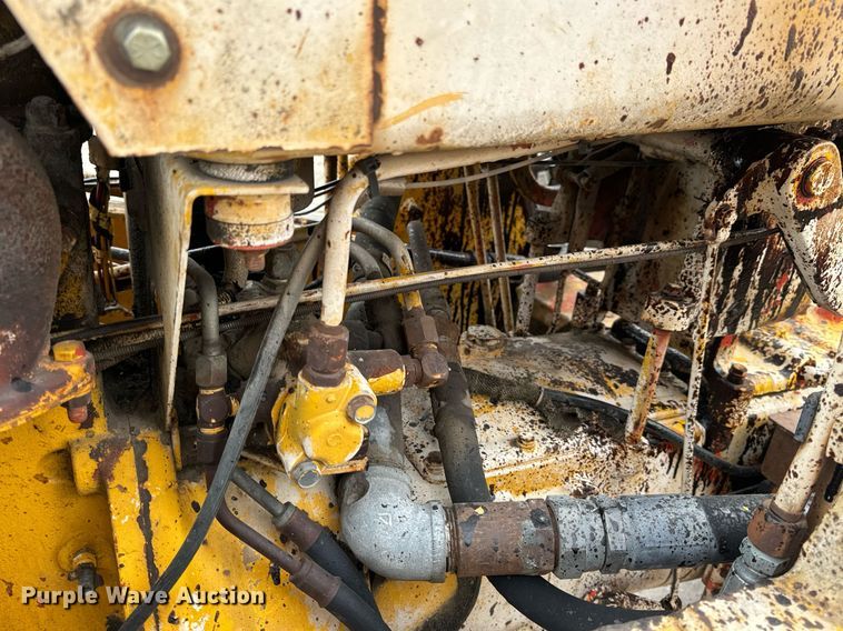 image for item EN5134 1969 Case 580CK industrial tractor