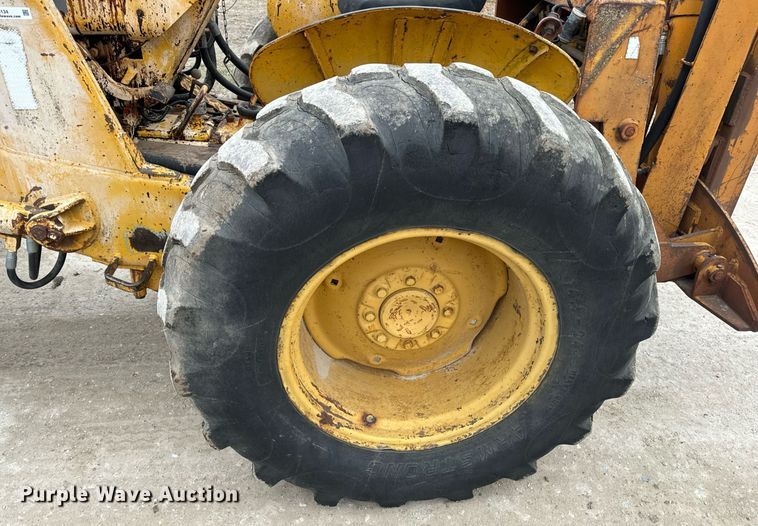 image for item EN5134 1969 Case 580CK industrial tractor