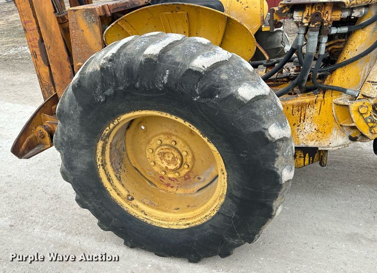 image for item EN5134 1969 Case 580CK industrial tractor