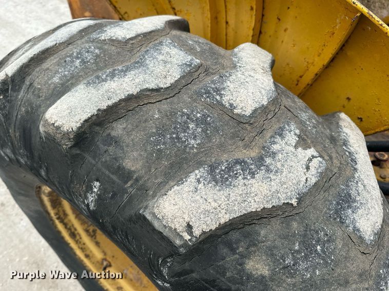 image for item EN5134 1969 Case 580CK industrial tractor