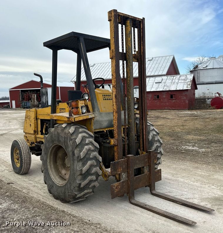 image for item EN5135 1973 Case 584CK forklift