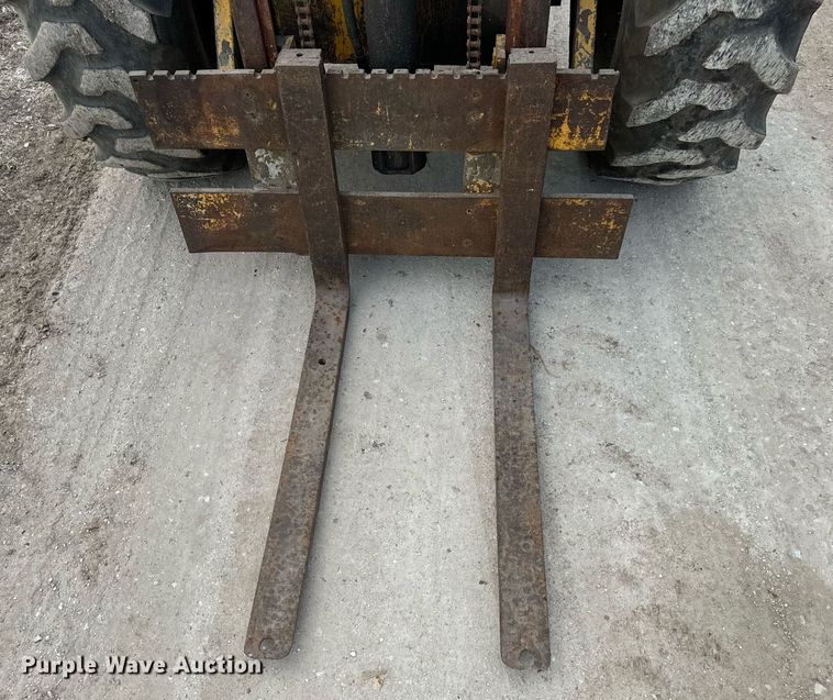 image for item EN5135 1973 Case 584CK forklift