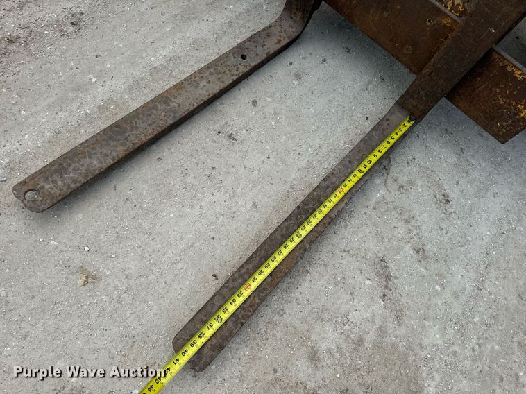 image for item EN5135 1973 Case 584CK forklift