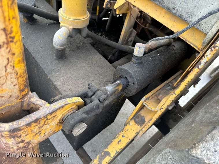 image for item EN5135 1973 Case 584CK forklift