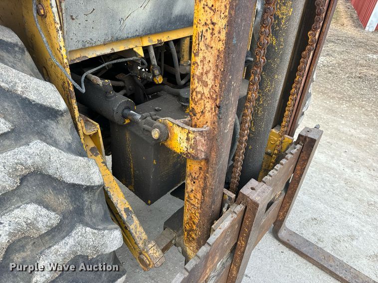 image for item EN5135 1973 Case 584CK forklift