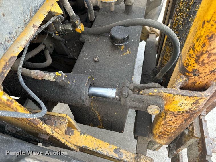 image for item EN5135 1973 Case 584CK forklift