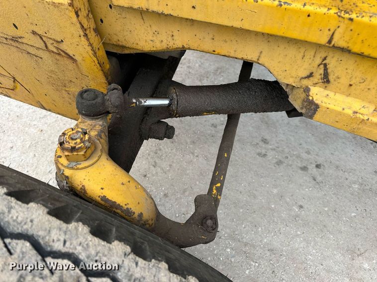 image for item EN5135 1973 Case 584CK forklift