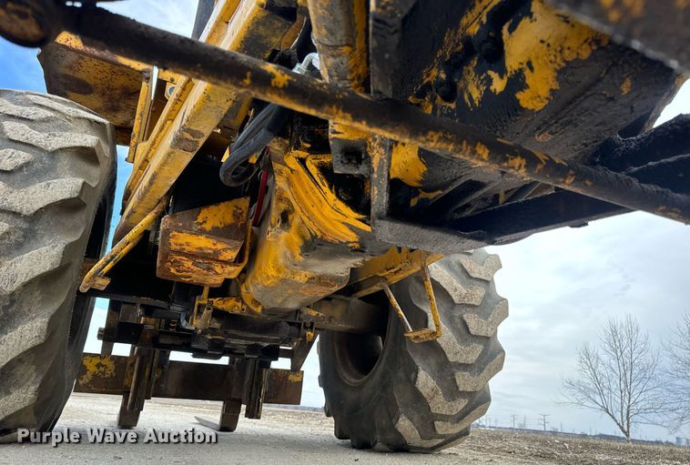 image for item EN5135 1973 Case 584CK forklift