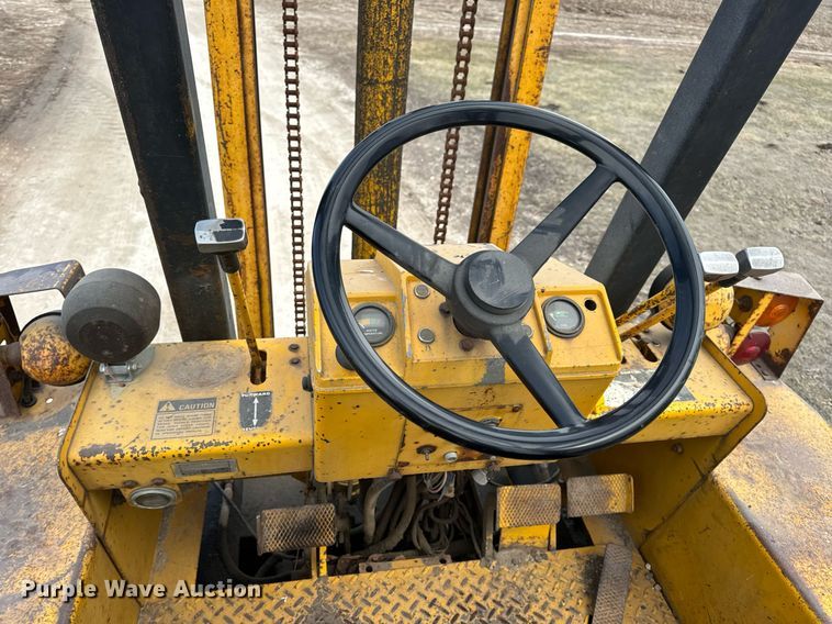 image for item EN5135 1973 Case 584CK forklift