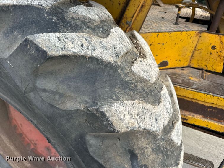 image for item EN5135 1973 Case 584CK forklift