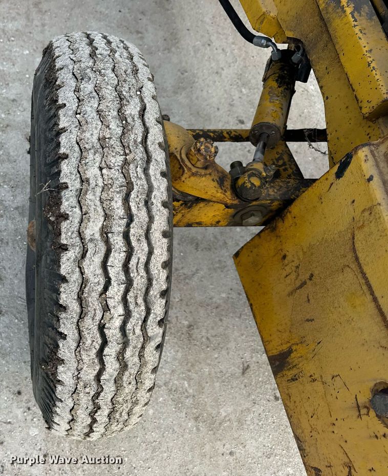 image for item EN5135 1973 Case 584CK forklift