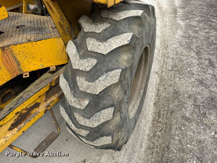 image for item EN5135 1973 Case 584CK forklift