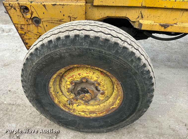 image for item EN5135 1973 Case 584CK forklift