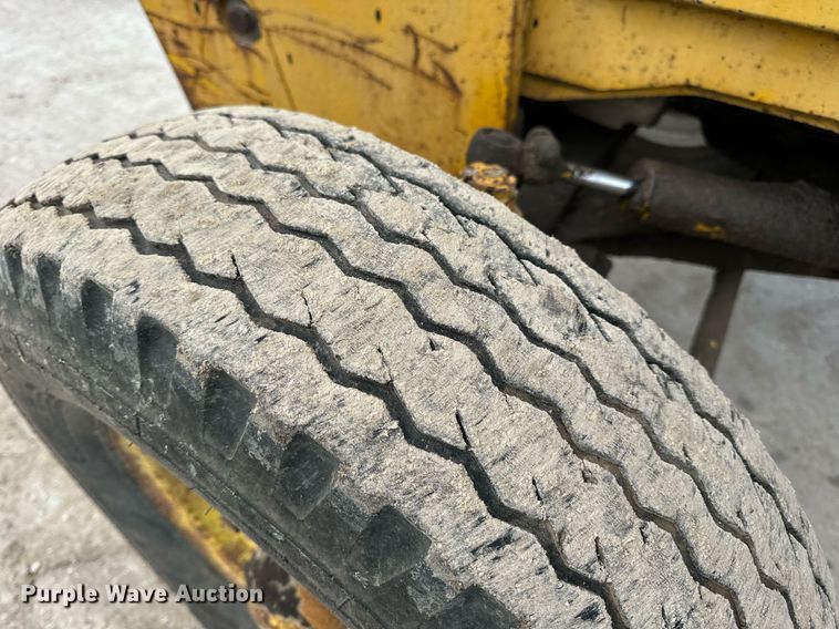 image for item EN5135 1973 Case 584CK forklift