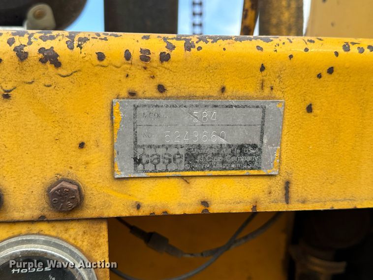 image for item EN5135 1973 Case 584CK forklift