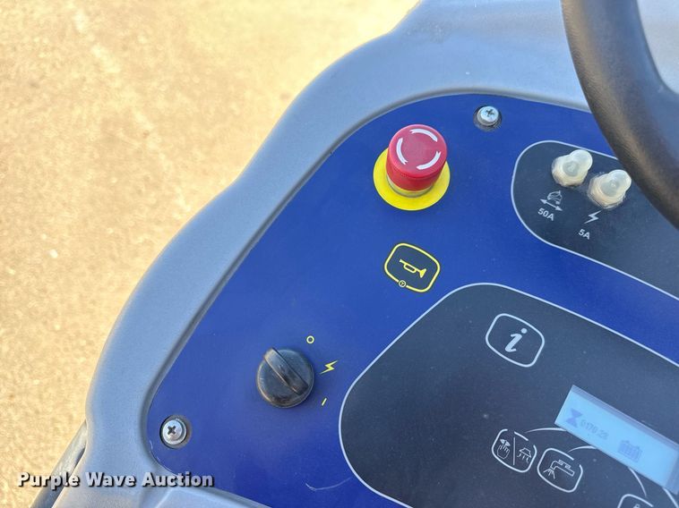 image for item EN5140 2017 Nilfisk SC1500 X20D Ecoflex floor scrubber