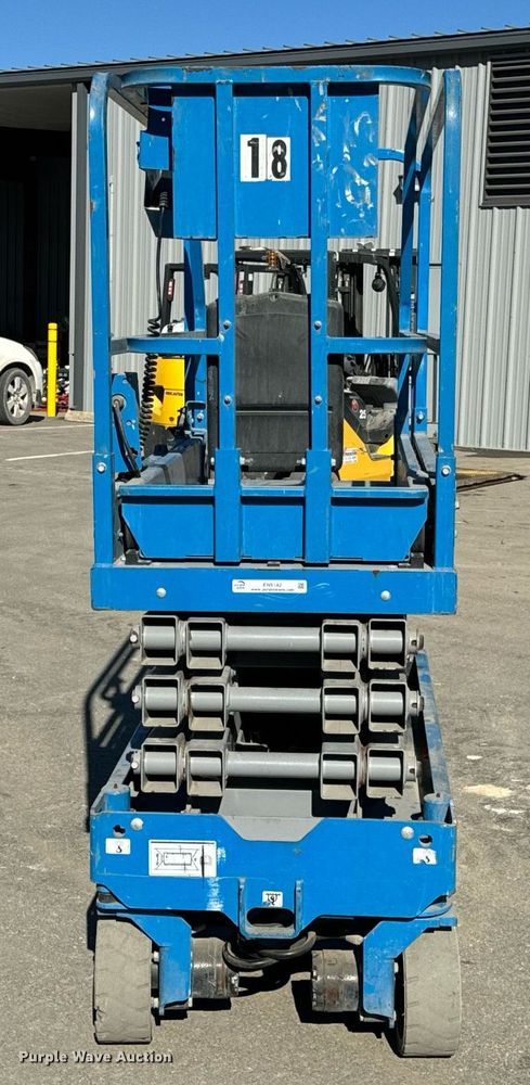 image for item EN5142 2016 Genie GS-1930 scissor lift