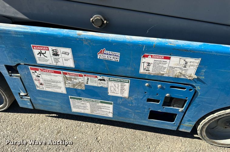 image for item EN5142 2016 Genie GS-1930 scissor lift