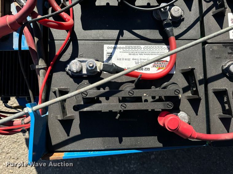 image for item EN5142 2016 Genie GS-1930 scissor lift