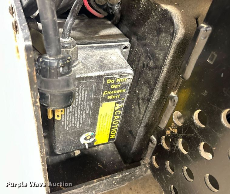 image for item EN5143 2013 National Flooring floor scraper