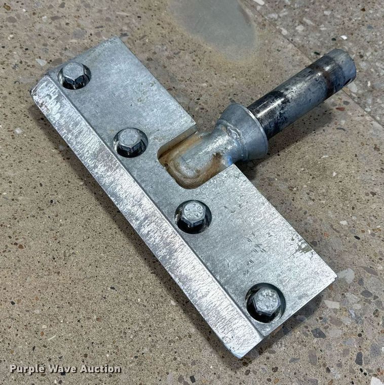 image for item EN5143 2013 National Flooring floor scraper