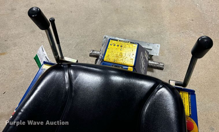 image for item EN5143 2013 National Flooring floor scraper