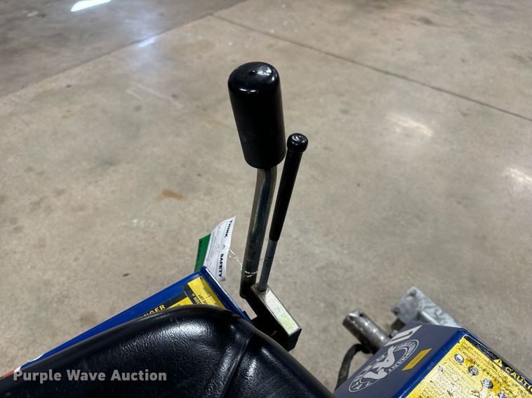 image for item EN5143 2013 National Flooring floor scraper