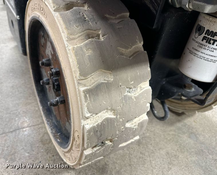 image for item EN5143 2013 National Flooring floor scraper