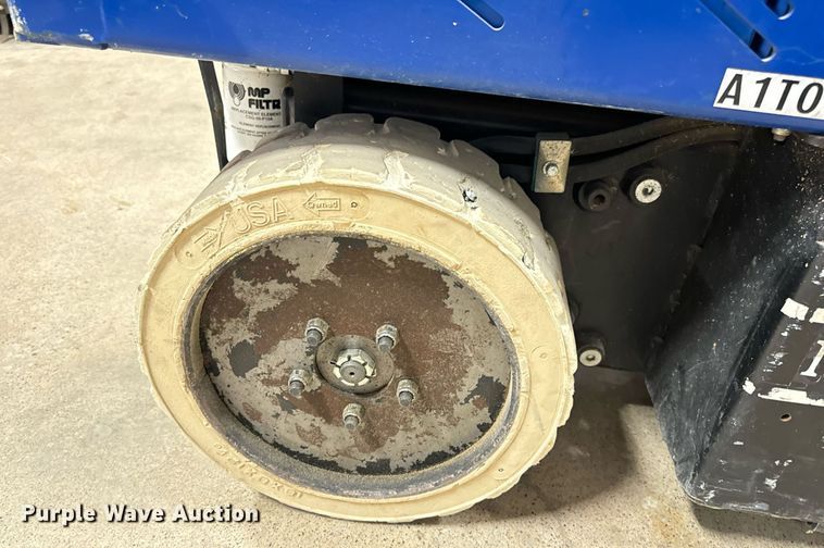 image for item EN5143 2013 National Flooring floor scraper