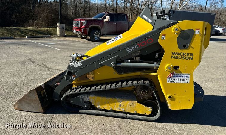 image for item EN5146 2023 Wacker Neuson SM100 compact utility loader