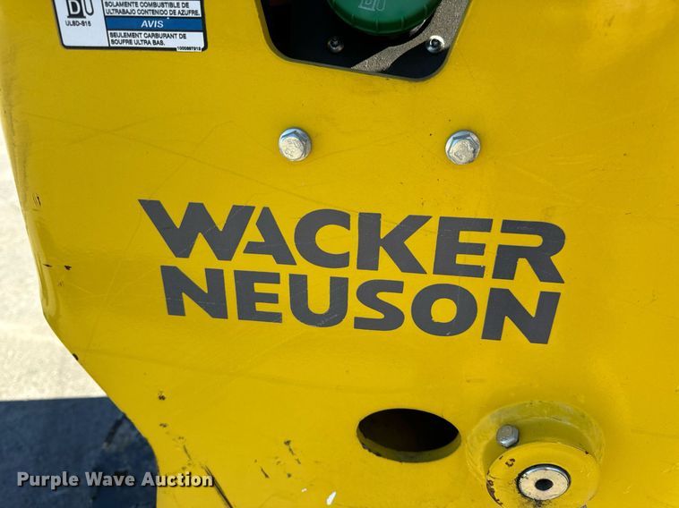 image for item EN5146 2023 Wacker Neuson SM100 compact utility loader