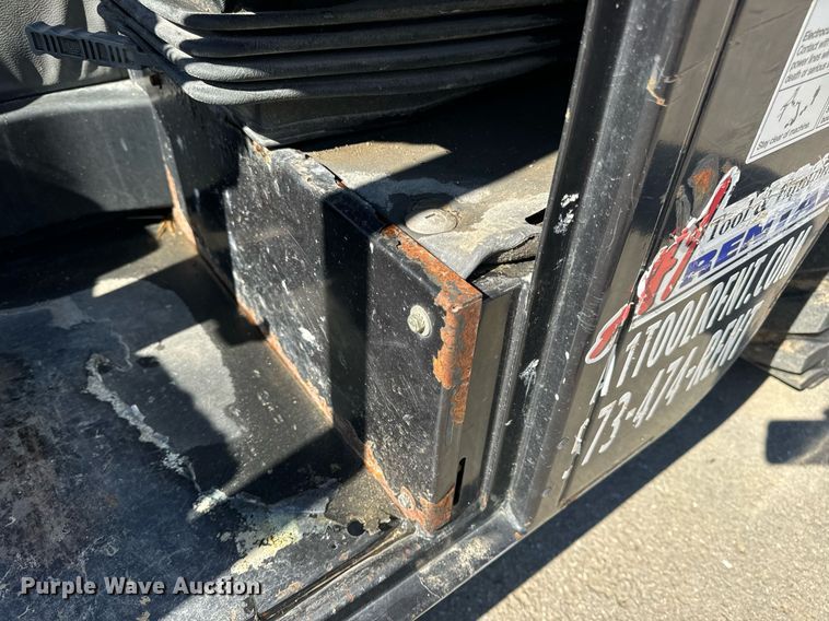 image for item EN5147 2015 Genie GTH-5519 telehandler