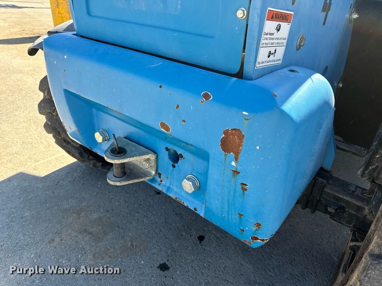 image for item EN5147 2015 Genie GTH-5519 telehandler