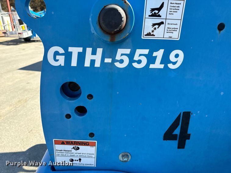 image for item EN5147 2015 Genie GTH-5519 telehandler