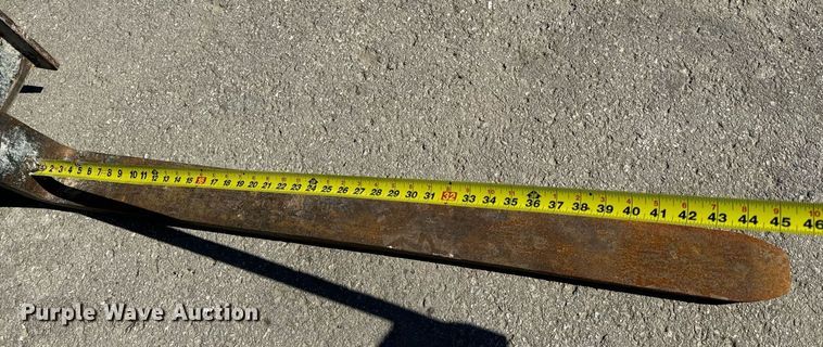 image for item EN5147 2015 Genie GTH-5519 telehandler