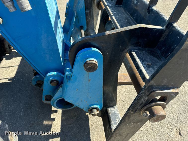 image for item EN5147 2015 Genie GTH-5519 telehandler