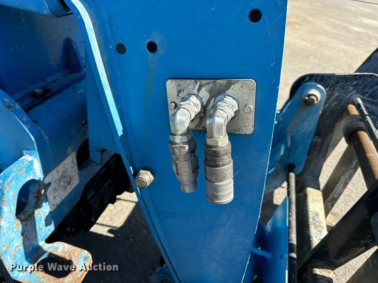 image for item EN5147 2015 Genie GTH-5519 telehandler