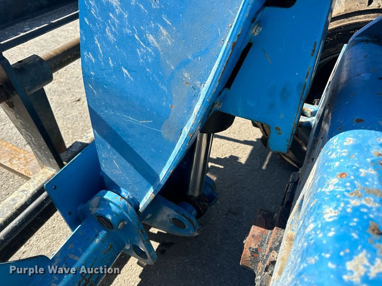 image for item EN5147 2015 Genie GTH-5519 telehandler