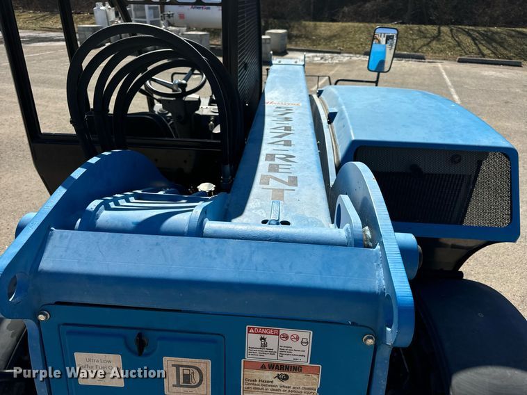 image for item EN5147 2015 Genie GTH-5519 telehandler