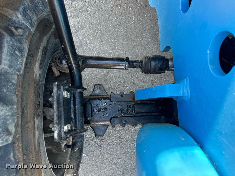 image for item EN5147 2015 Genie GTH-5519 telehandler