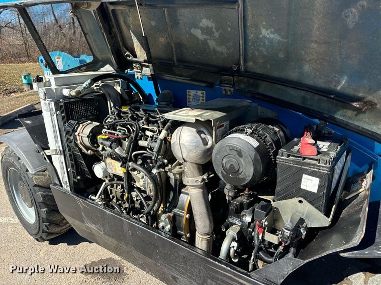 image for item EN5147 2015 Genie GTH-5519 telehandler