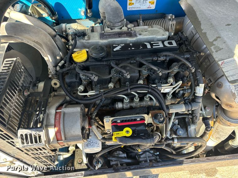 image for item EN5147 2015 Genie GTH-5519 telehandler