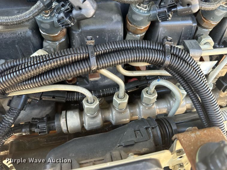 image for item EN5147 2015 Genie GTH-5519 telehandler