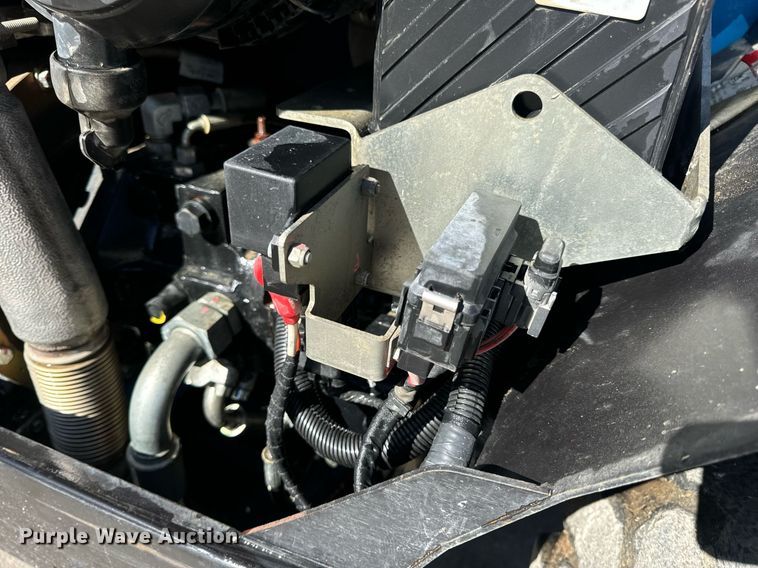 image for item EN5147 2015 Genie GTH-5519 telehandler