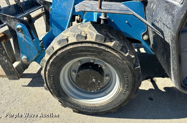 image for item EN5147 2015 Genie GTH-5519 telehandler