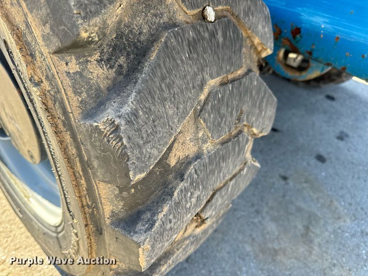 image for item EN5147 2015 Genie GTH-5519 telehandler