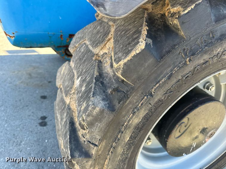 image for item EN5147 2015 Genie GTH-5519 telehandler