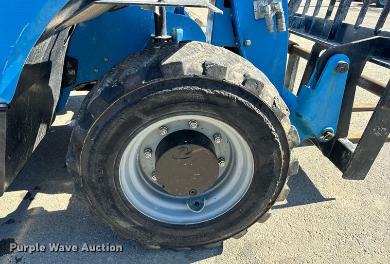 image for item EN5147 2015 Genie GTH-5519 telehandler
