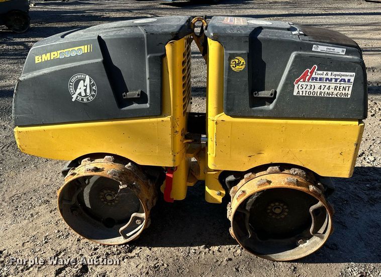 image for item EN5148 2011 Bomag BMP8500 trench compactor